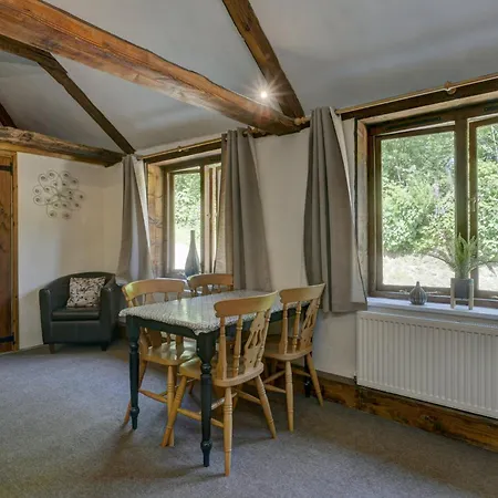 Villa The Cart Shed Brendon Hills Upton  Esterno foto