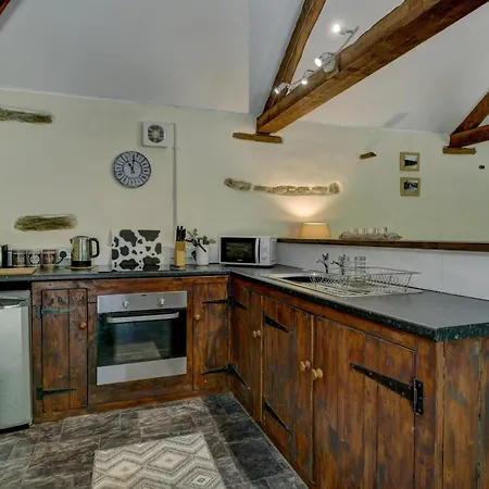 Villa The Cart Shed Brendon Hills Upton  Esterno foto